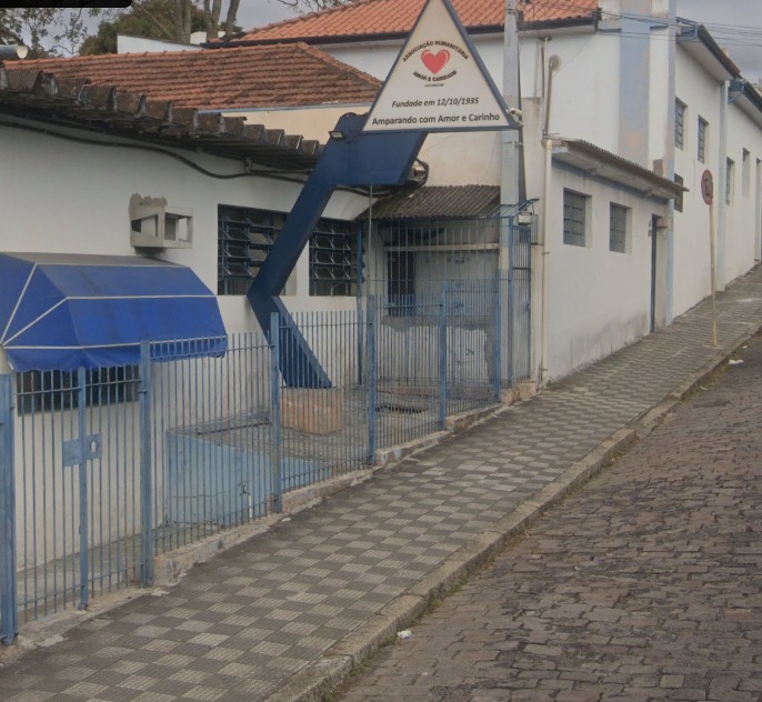 Associação Humanitária Amor e Caridade em Jacareí; mulher abandonou bebê em frente à instituição de caridade