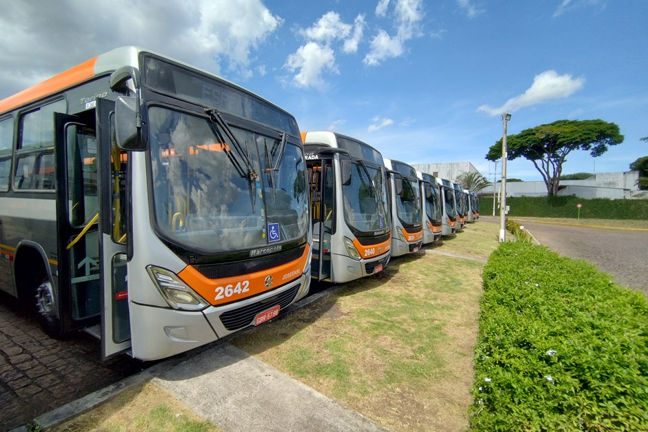 Novos ônibus em São José dos Campos começaram a circular na última sexta (10)
