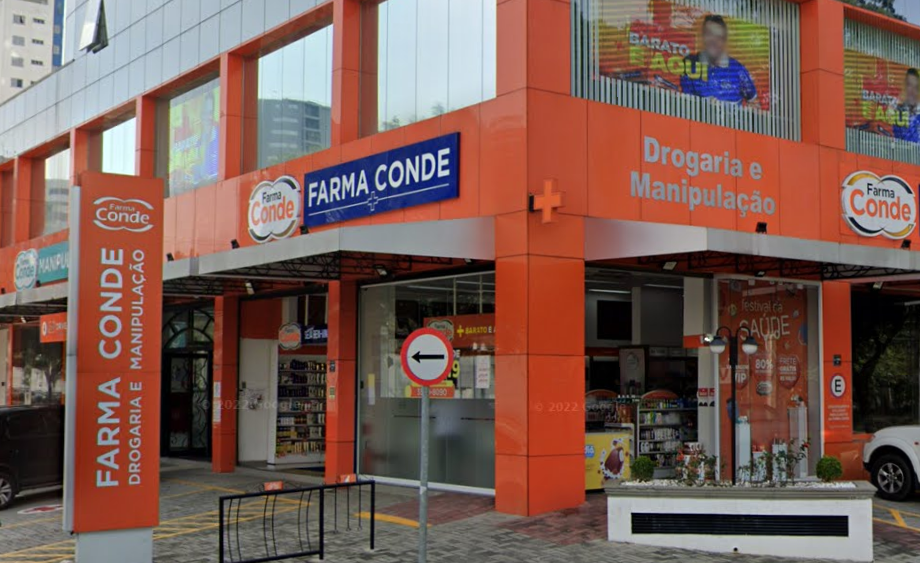 Unidade da Farma Conde, na qual seu presidente recebeu perdão da Justiça