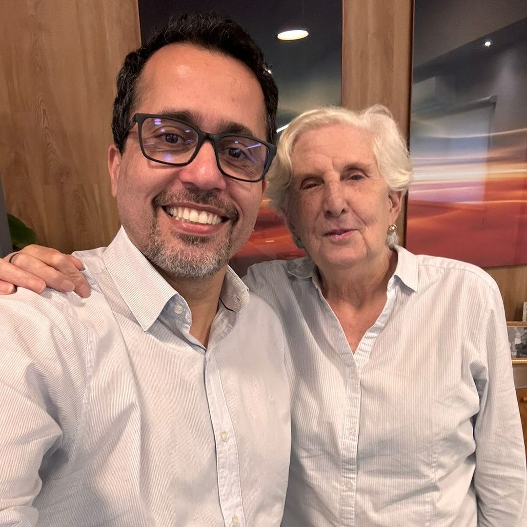 Dr Elton e Dulce Rita, juntos eles pretendem concorrer para os cargos de prefeito e vice-prefeita em SJC