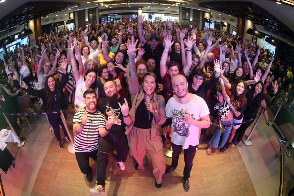 Luana Camarah no Colinas Music em SJC