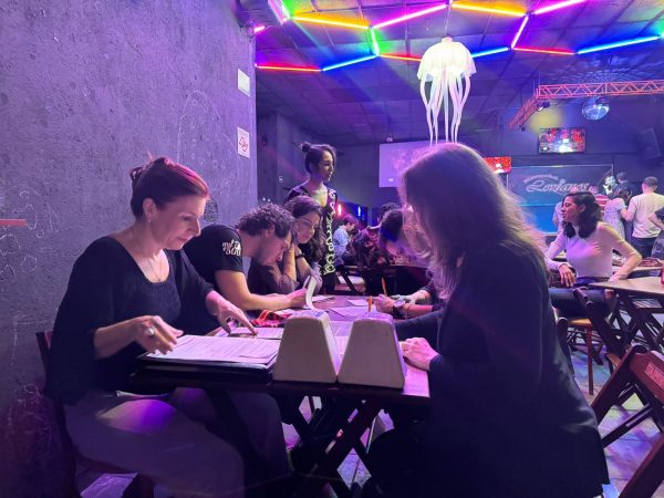 Segunda seletiva do Campeonato Mundial de Karaokê, no Levianos Bar em SJC