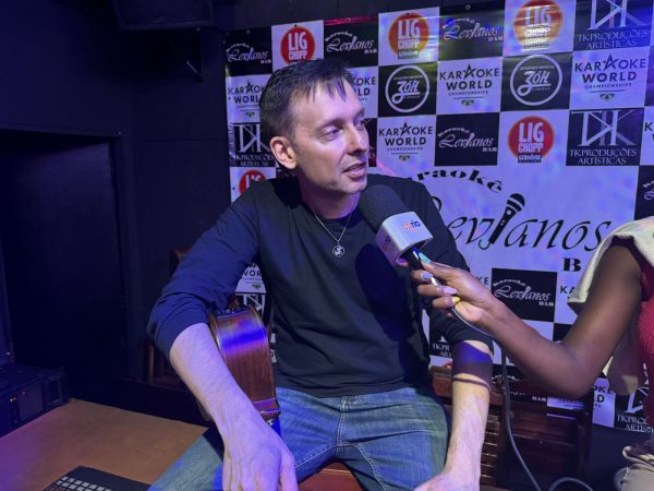 Segunda seletiva do Campeonato Mundial de Karaokê, no Levianos Bar em SJC