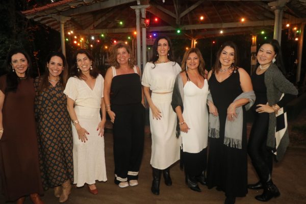 Lançamento da coleção de moda da loja 2U Modas no Parque Vicentina Aranha em SJC