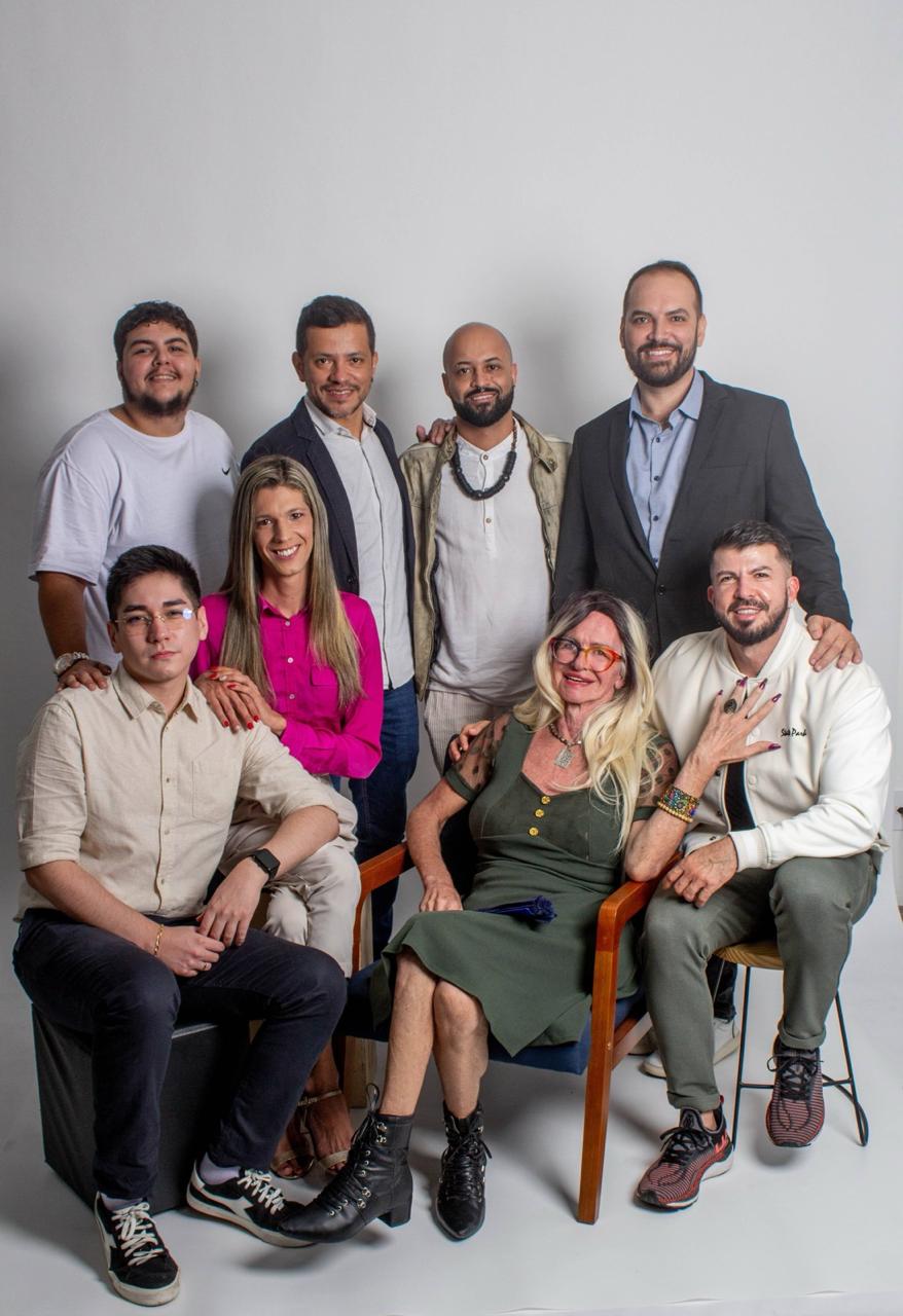 Fundadores do Centro Joseense da Diversidade Kika Medina que realiza o Arraial do Orgulho em SJC