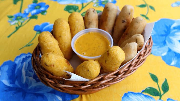 Bolinho caipira é prato tradicional das festas juninas de Jacareí