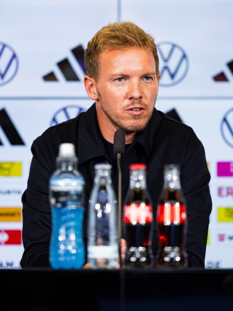 Julian Nagelsmann em coletiva de imprensa
