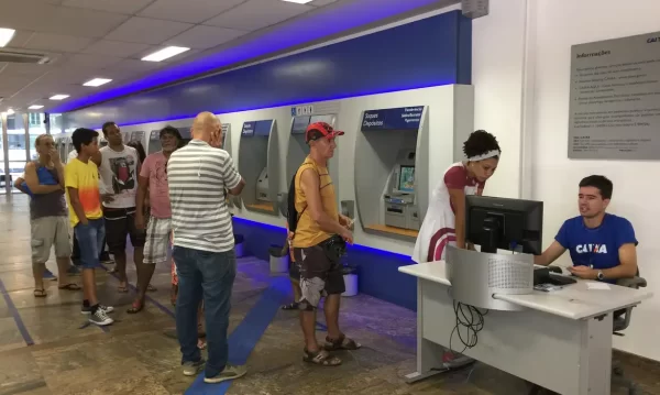 Operações de saque e depósito são foco nos extratos bancários