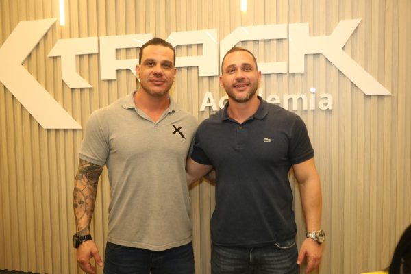 Tiago Dias e Mateus Dias, sócios proprietário da XTrack Academia em SJC