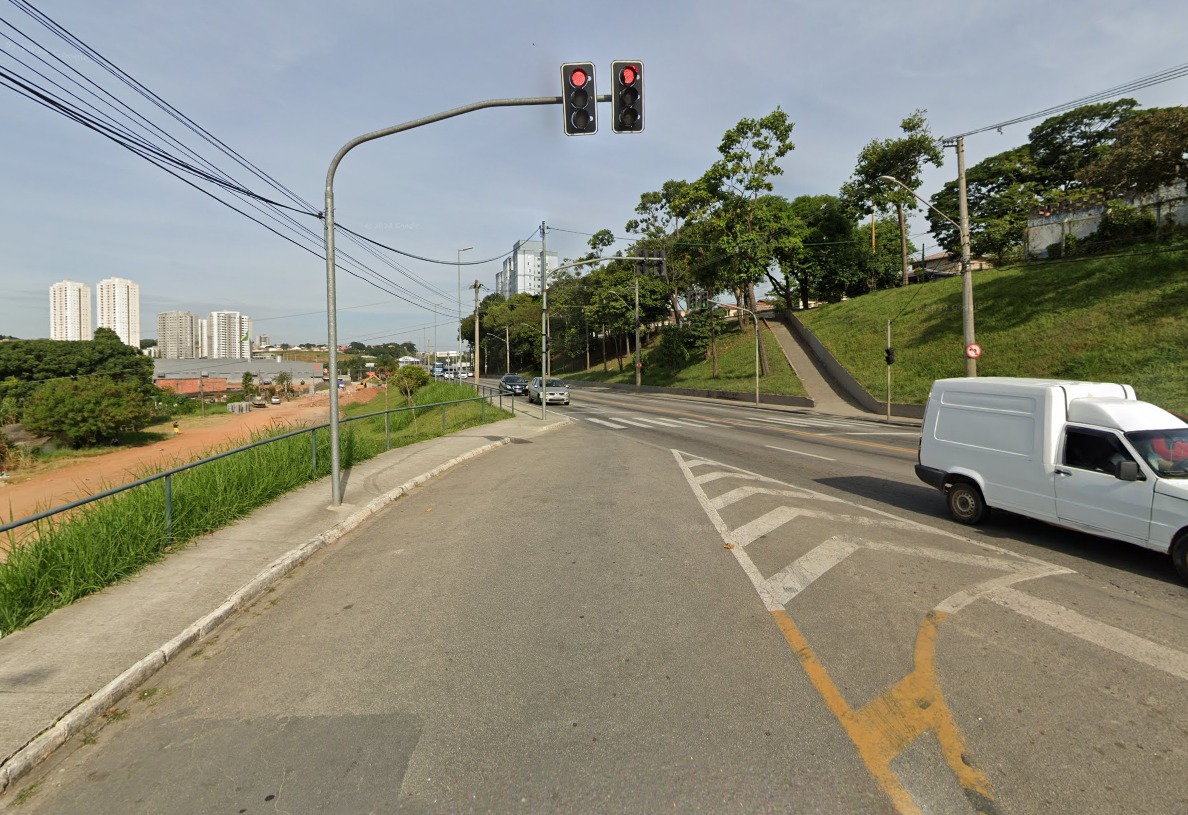 Ligação da rua João Alves Viana, rua que será interditada para a duplicação da Sebastião Gualberto, com a avenida João Marson