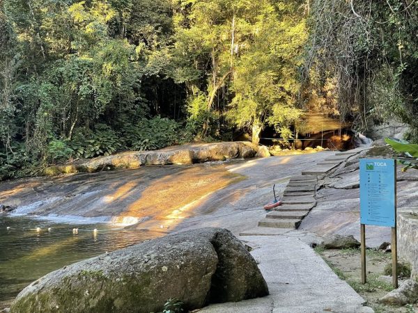 cachoeira da toca em ilhabela