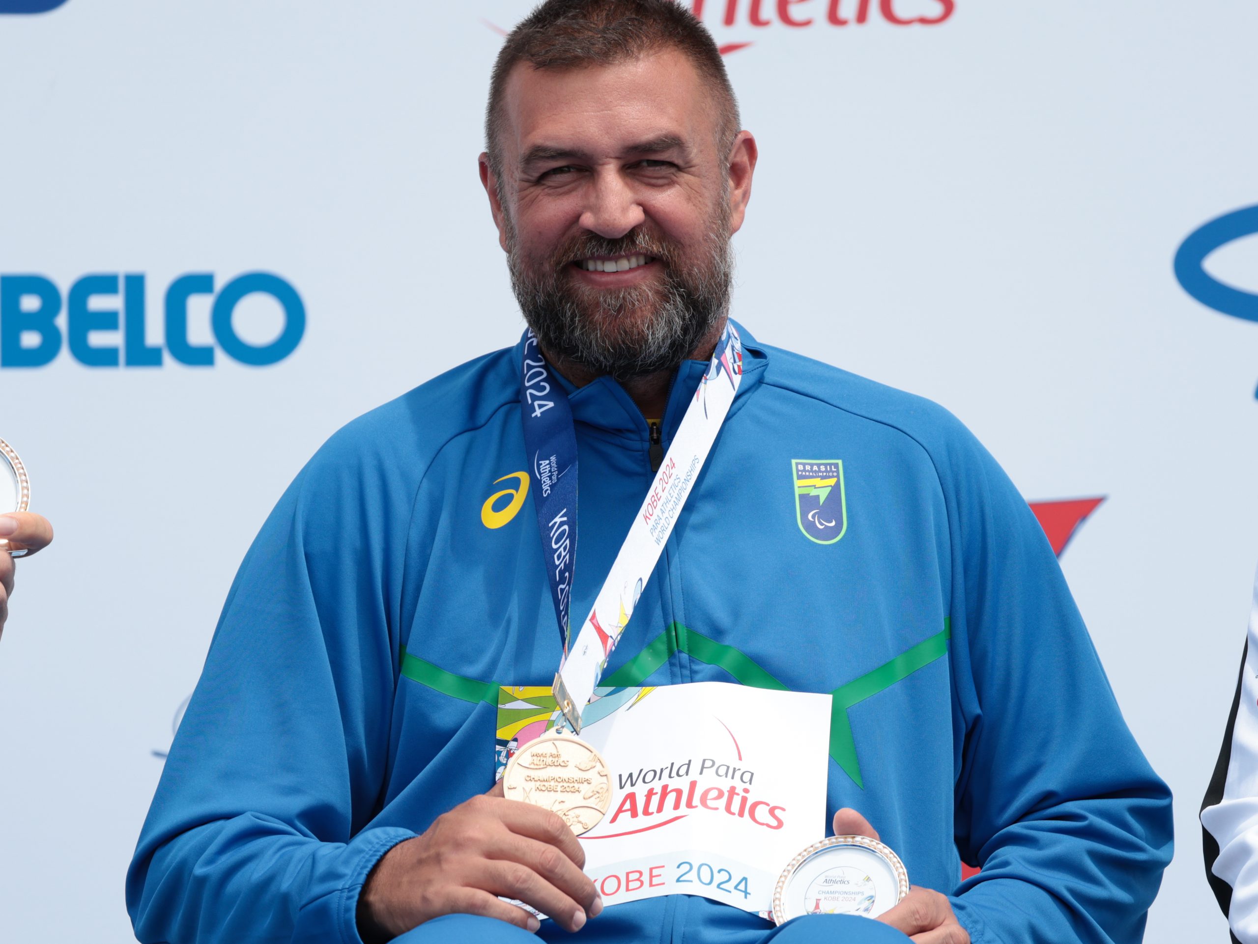 Com medalha de ouro em mundial, André Luis, taubateano que disputa o ouro nos Jogos Paralímpicos de Paris