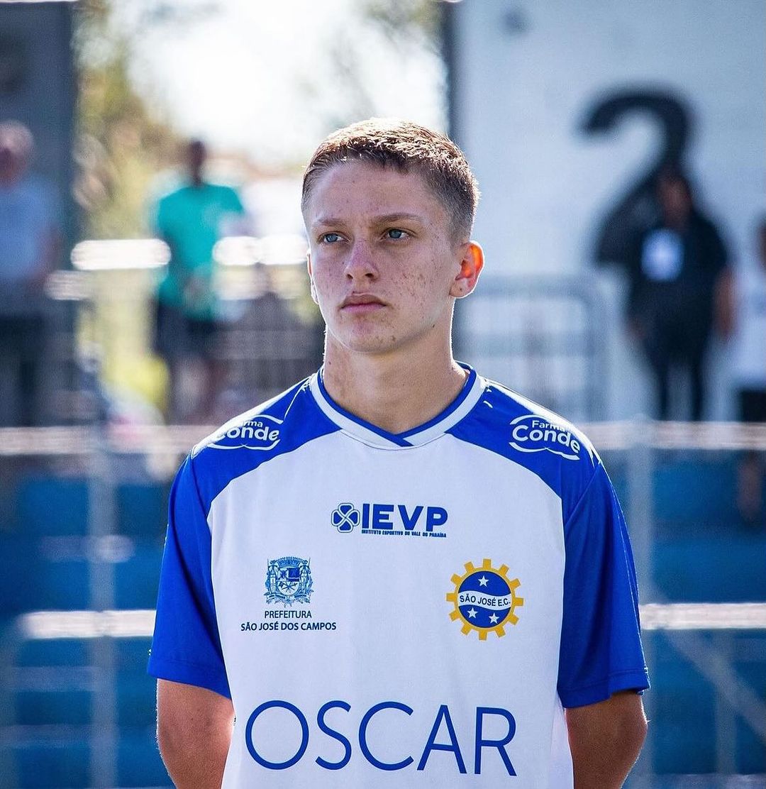 Lorenzo Grecco, meia da base do São José, vai jogar no Santos