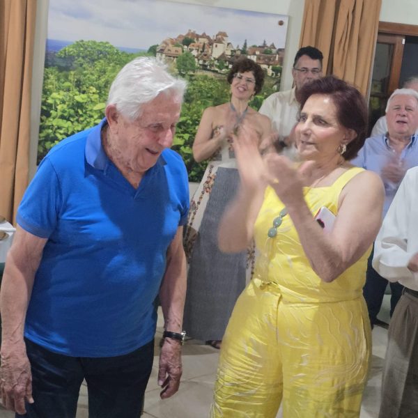 fernando de mmendonça e márcia, sua esposa, em aniversário de 100 anos do pesquisador