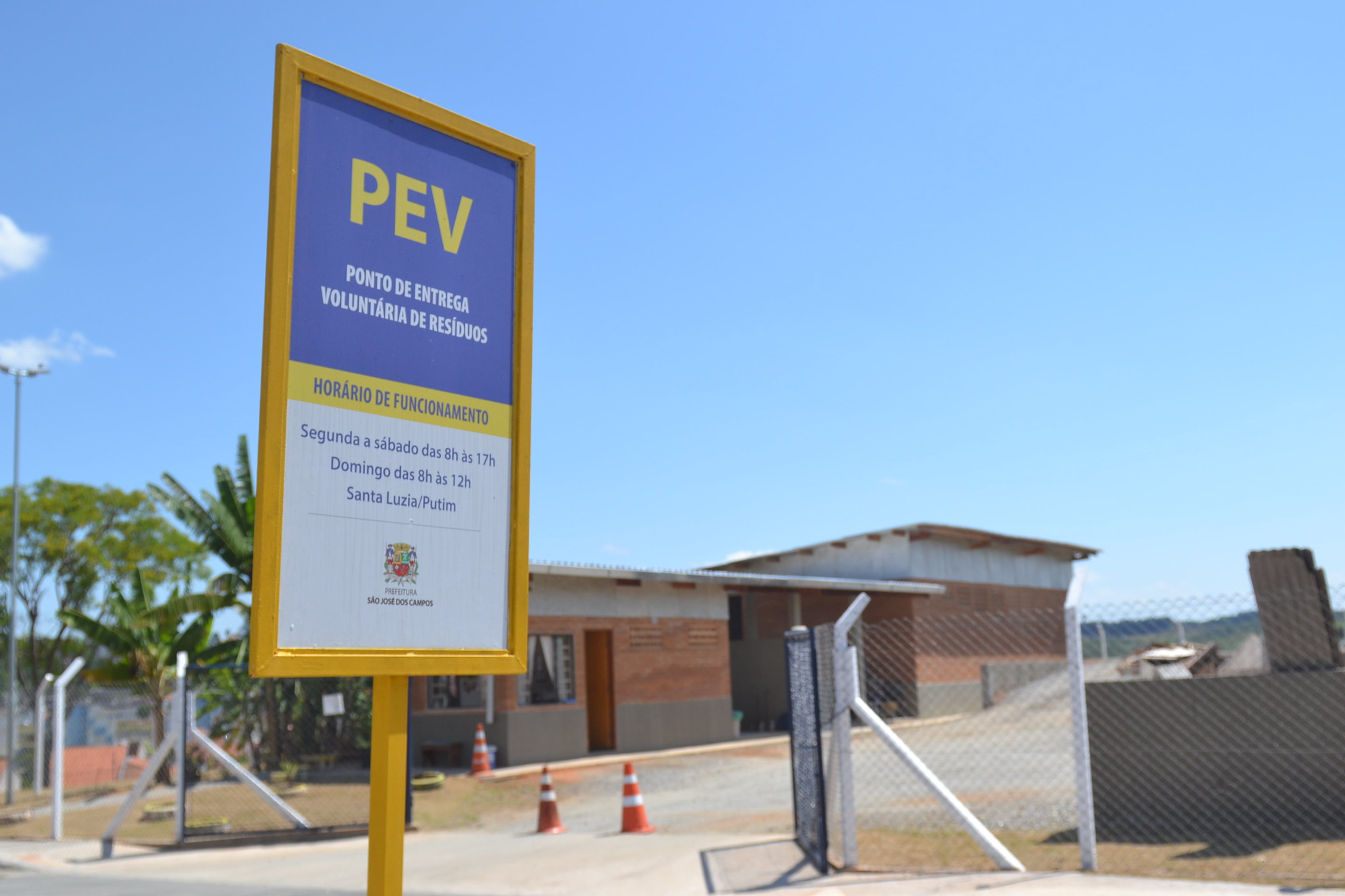 PEV no Jardim Santa Luzia em SJC; onde jogar entulho fora em SJC pode ser uma dúvida de moradores e