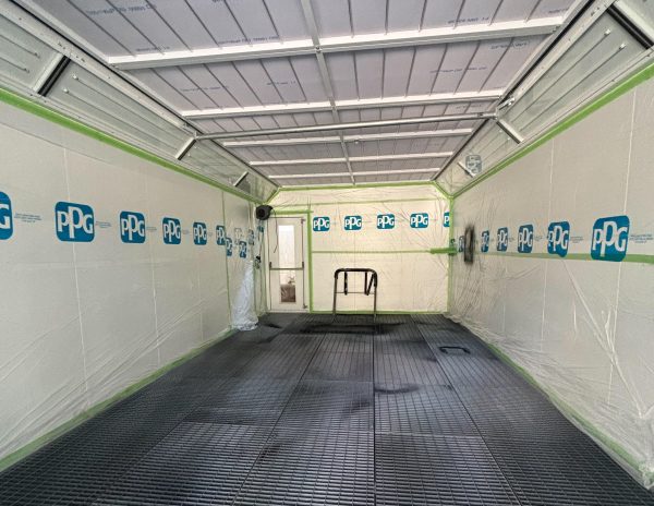 câmara de pintura da escola de restauro de carros antigos