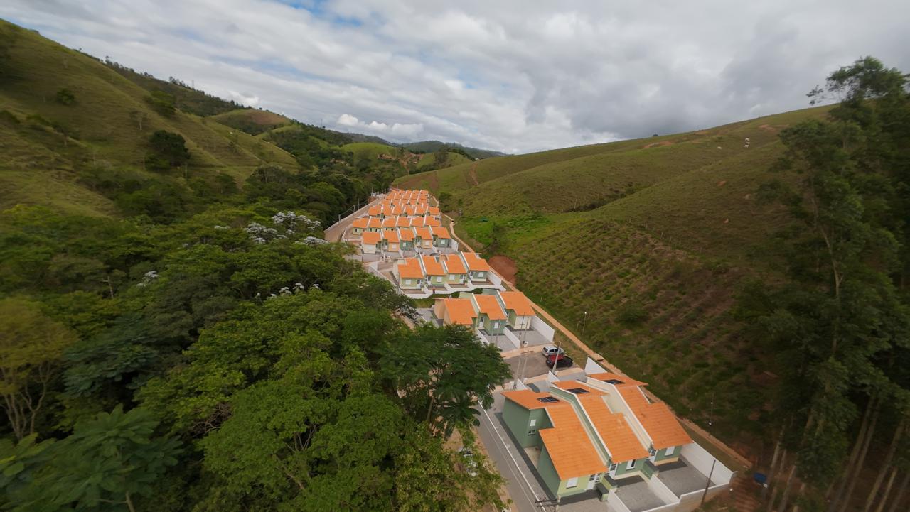 Conjunto habitacional da CDHU em Paraibuna 