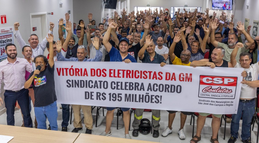 Eletricistas aprovaram acordo que prevê adicional em assembleia mediada pelo sindicato com a GM de SJC