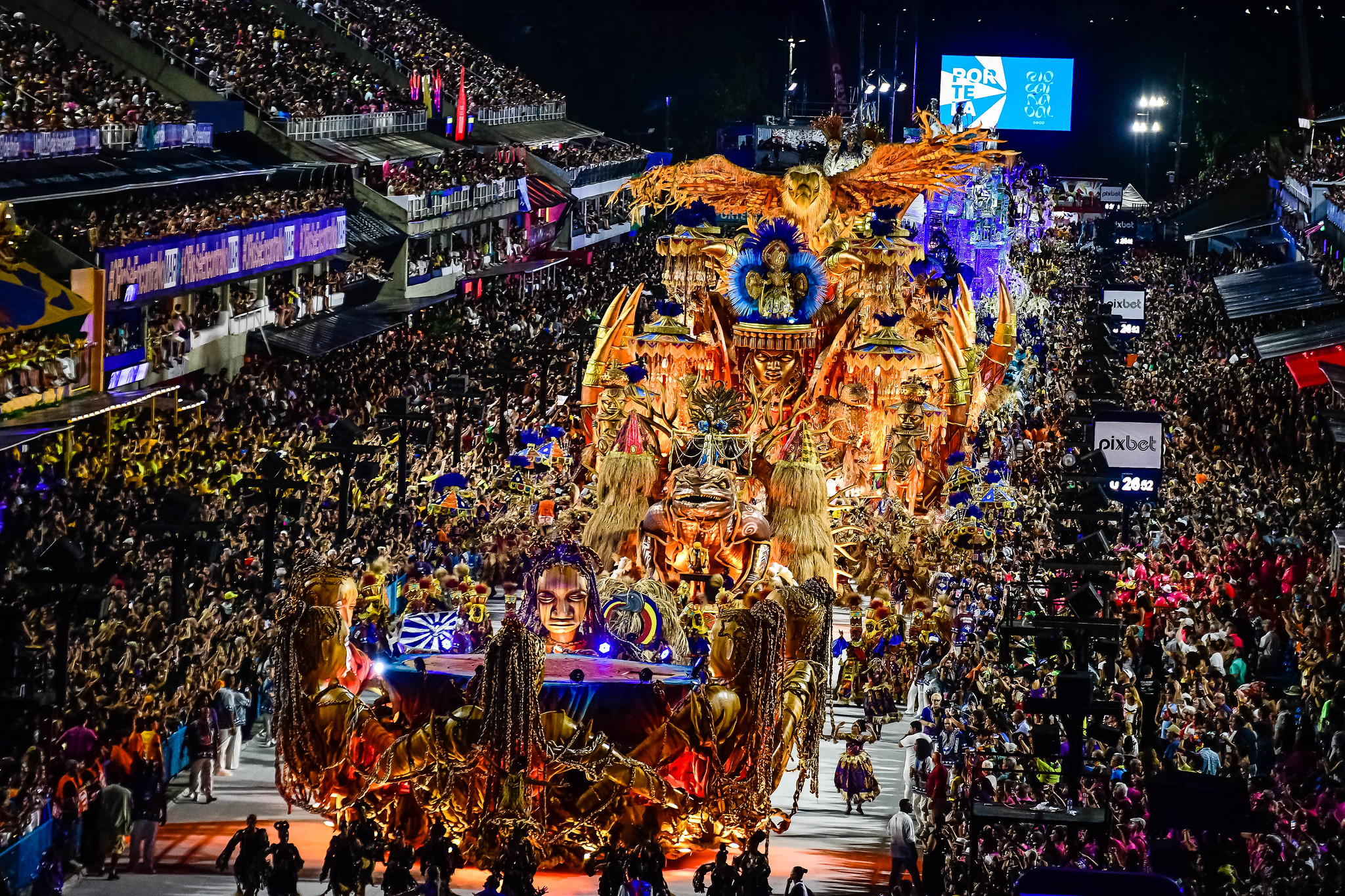 desfile da portela na edição do desfile das campeãs em 2024 do carnaval no rio de janeiro