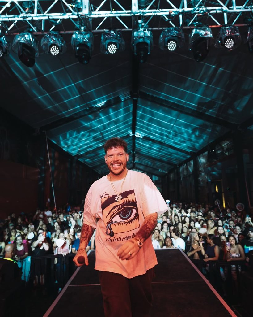Cantor Ferrugem ,que vai fazer show no Carnaval 2025 em São Sebastião