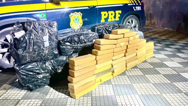 Homem que transportava 213 kg de maconha morre após confronto com a polícia em Jacareí