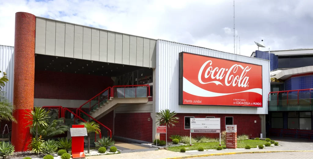 Prefeito de Jacareí manifesta interesse em trazer fábrica da Coca-Cola para a cidade
