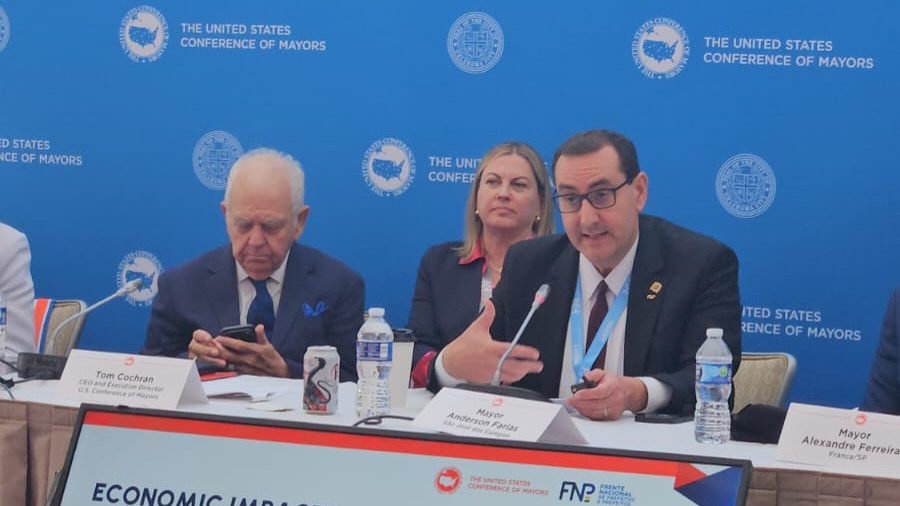 Anderson Farias vai aos EUA e negocia tarifas de Trump que ameaçam economia de São José