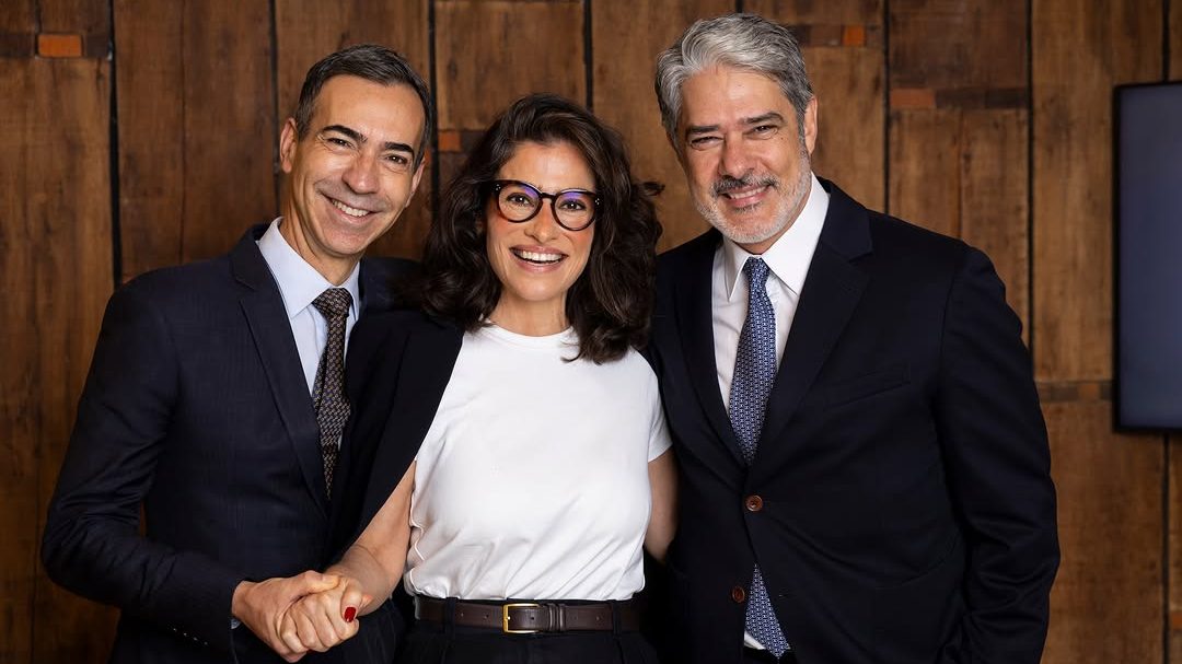 William Bonner deixa bancada do Jornal Nacional em novembro; César Tralli assume