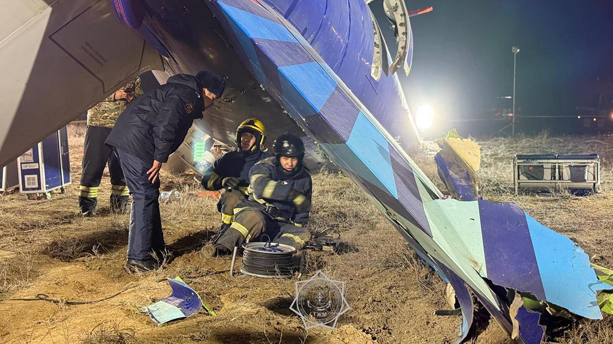 Putin admite que mísseis russos causaram acidente com avião da Embraer que matou 38 pessoas