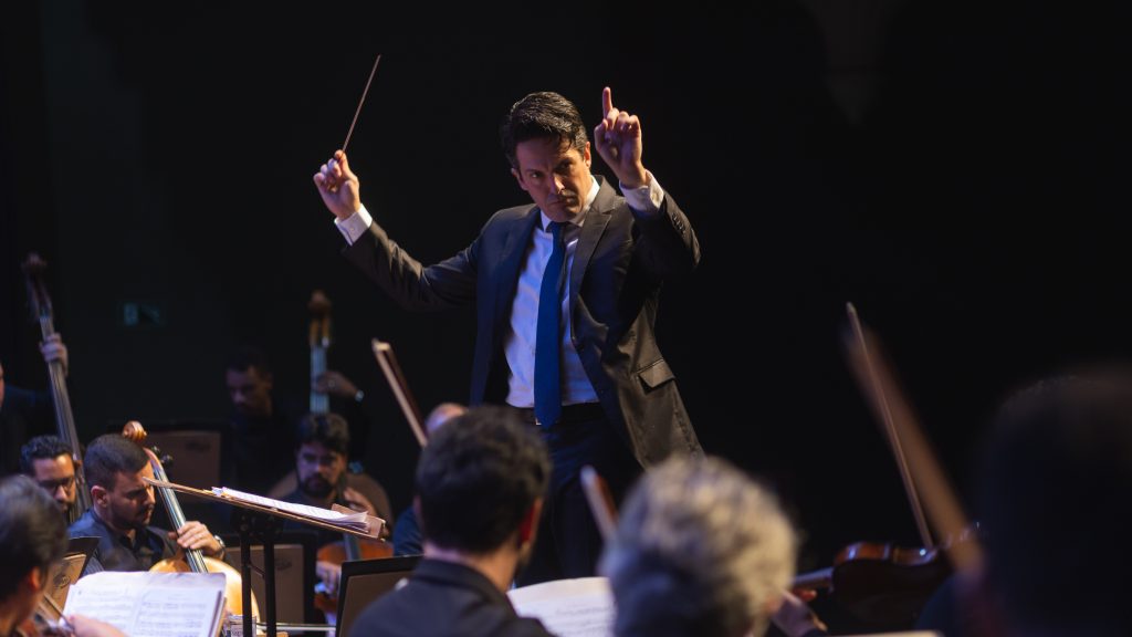 William Coelho, professor da USP e regente da Orquestra Joseense, assina a nova coluna 'Playlist de maestro'