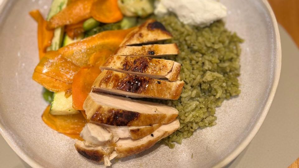 Para comer sem culpa: o que achei do Milá, o novo restaurante mediterrâneo de SJC