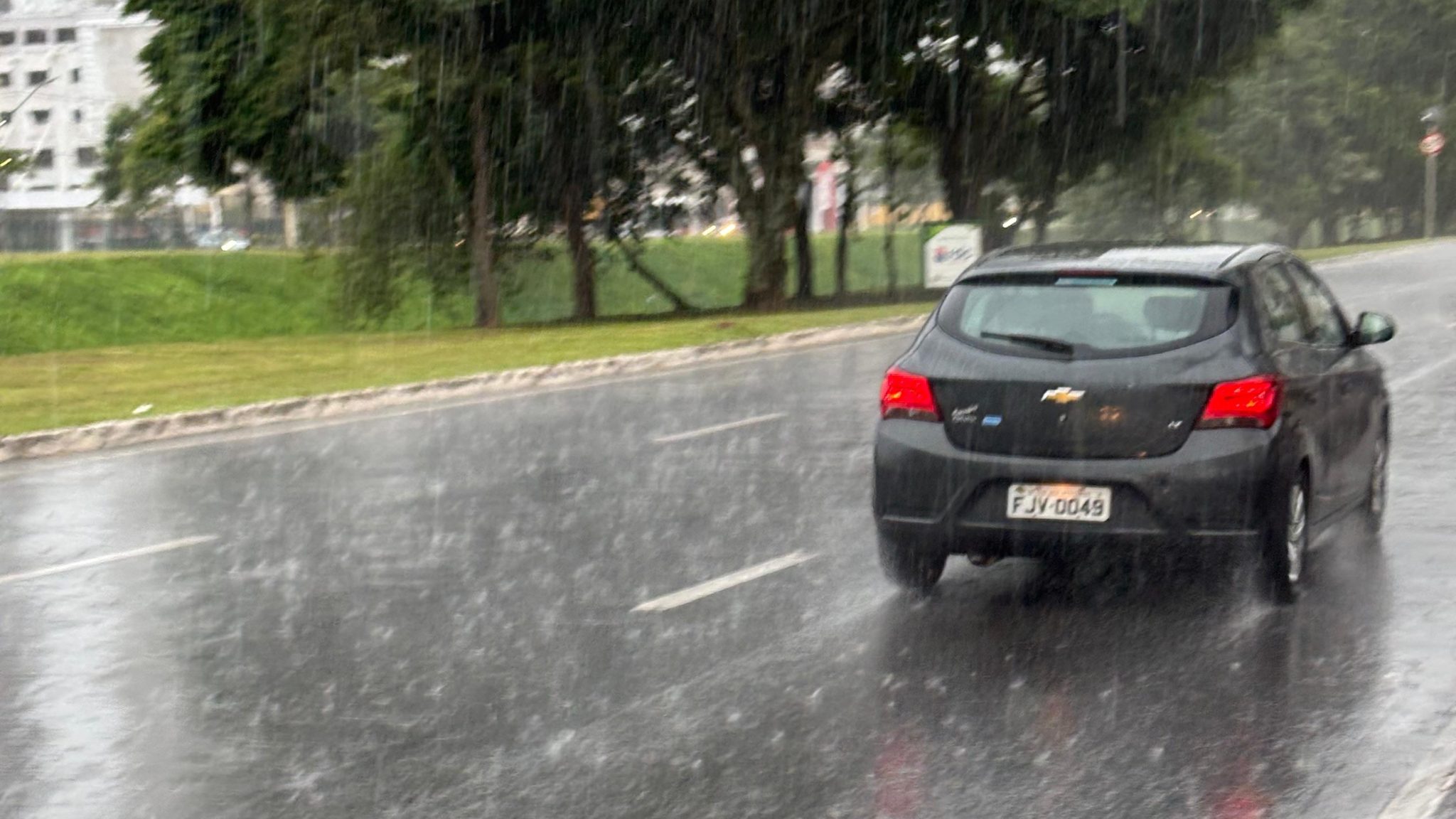 Alerta de chuvas intensas: Inmet indica perigo para todo o Vale do Paraíba