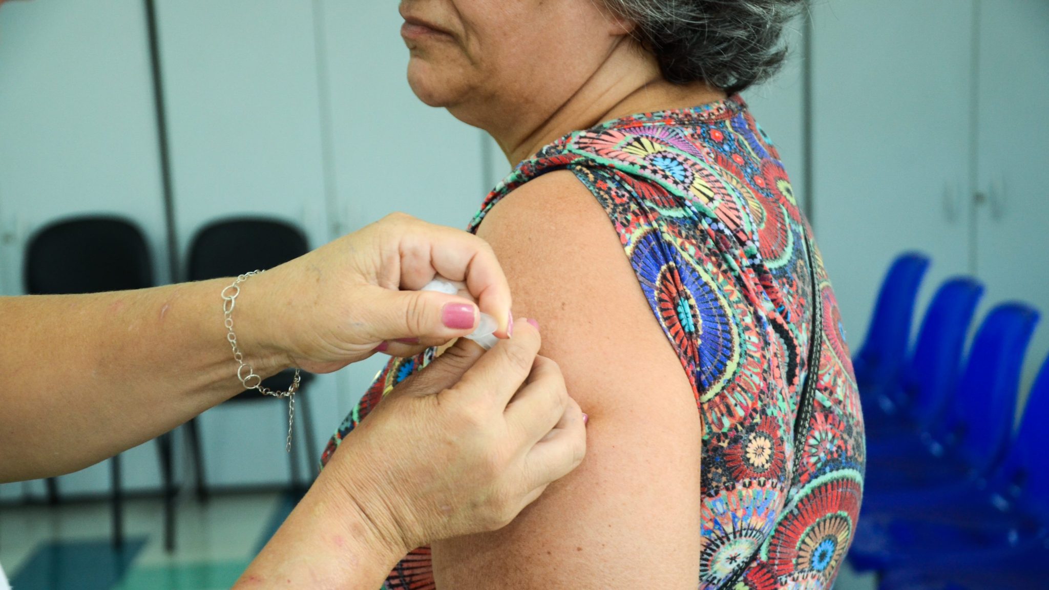 São José faz vacinação contra gripe exclusiva para idosos nas Casas do Idoso nesta quinta e sexta