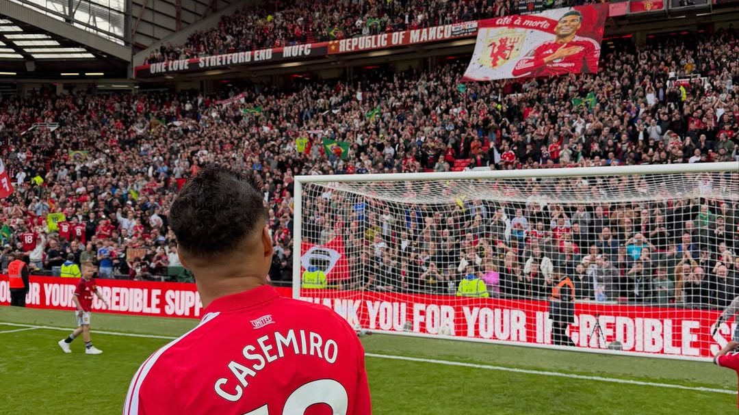 Casemiro se despede do Manchester United sob aplausos e vive expectativa por convocação da Seleção