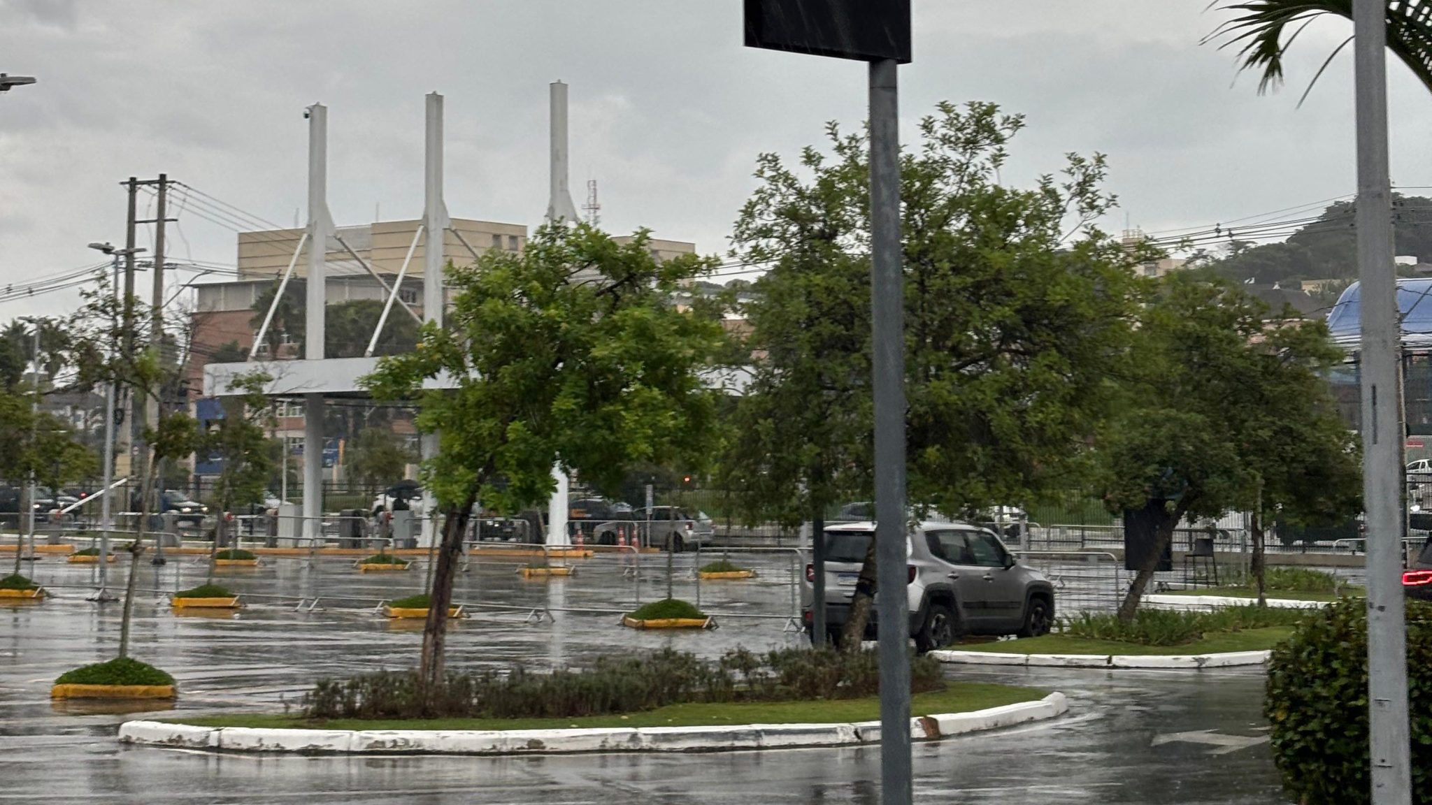 Fim de semana do Dia das Mães terá calorão no sábado e risco de chuva no domingo em SJC