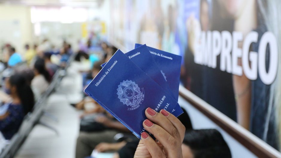PAT de São José dos Campos inicia semana com 453 vagas de emprego
