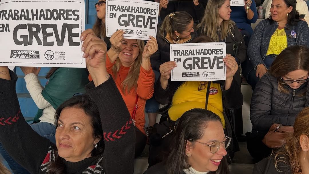 Greve de servidores municipais de Taubaté chega ao 8º dia com saúde e educação afetadas