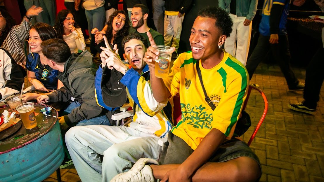Bar, shopping e até no cinema: veja lugares para assistir aos jogos do Brasil na Copa do Mundo em SJC