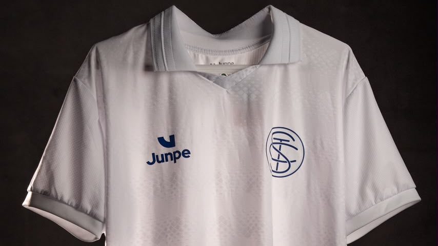 Taubaté lança camisa em homenagem ao centenário do título do Interior de 1926