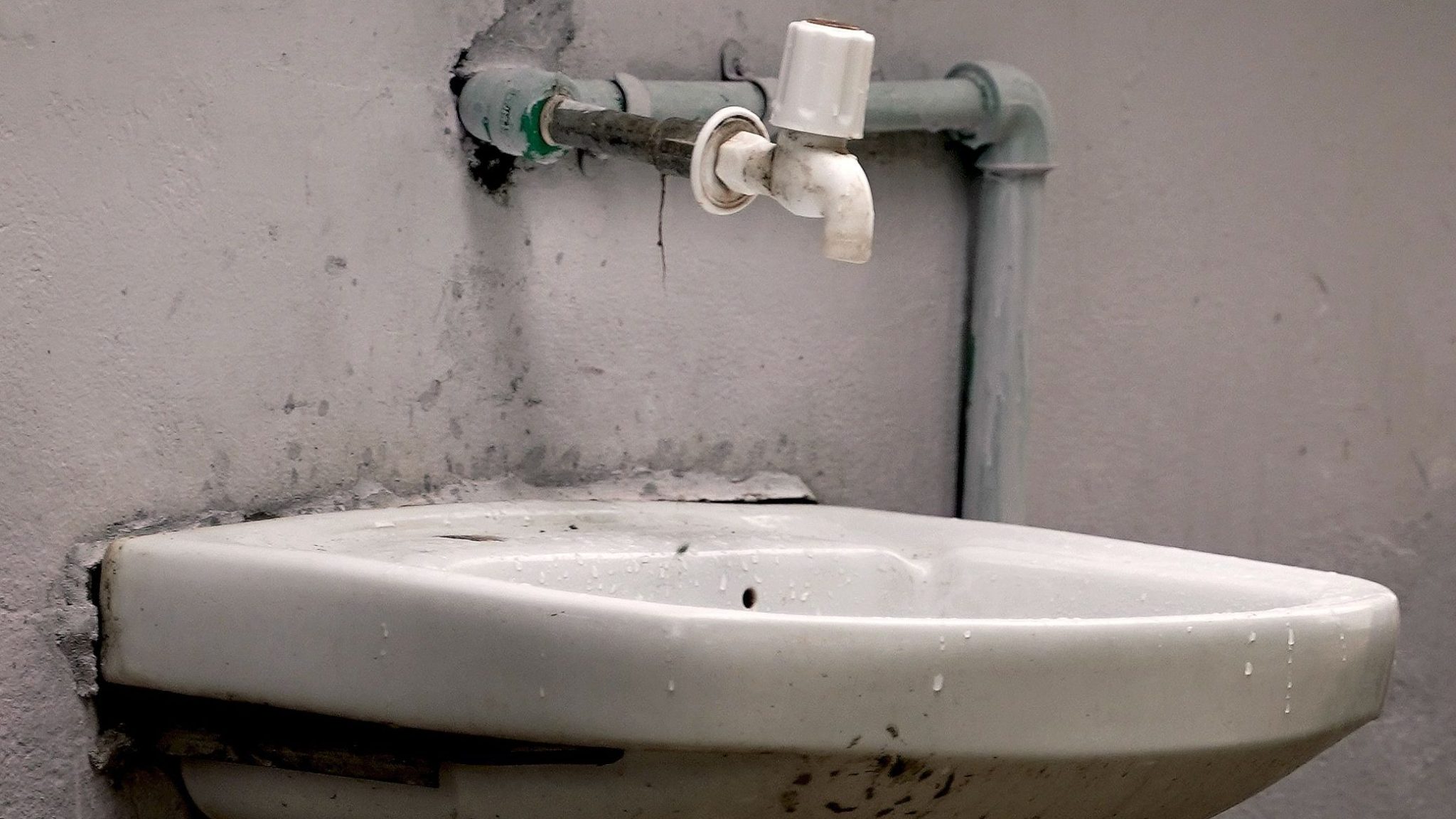 Sabesp antecipa manutenção que pode deixar até 70% de São José sem água até quarta