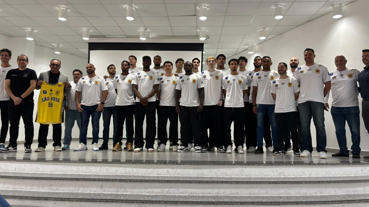 São José Basketball apresenta novo uniforme e elenco para a temporada 26/27