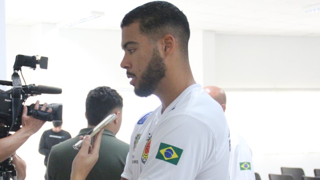 Há um mês na cidade, novo ala do São José trocou o RJ 'sem pensar duas vezes'