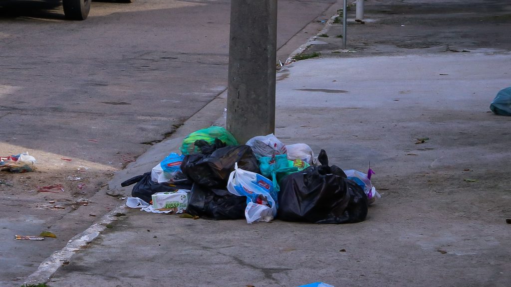 Greve dos coletores chega ao fim e coleta de lixo começa a ser normalizada em São José
