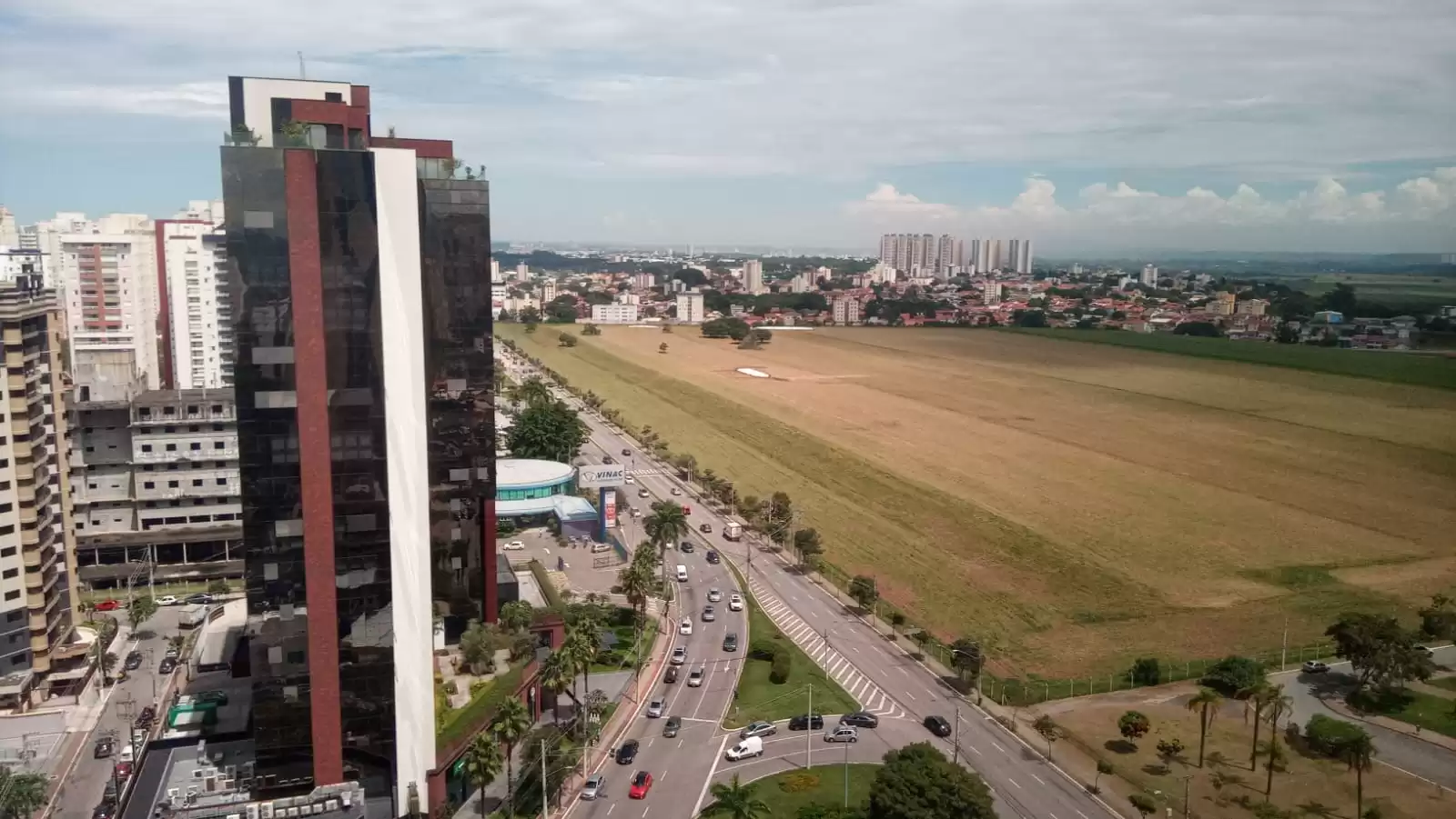Tempo seco e sem chuva no Vale do Paraíba
