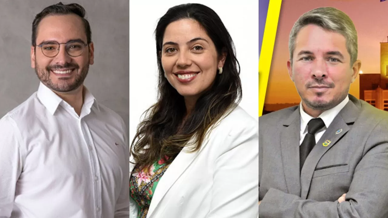 Da esquerda para a direita: Thomaz Henrique, Juliana Fraga e Alberto Barreto, todos olhando para a câmera; arte ilustra comentários sobre o caso TSE e Jovem Pam.