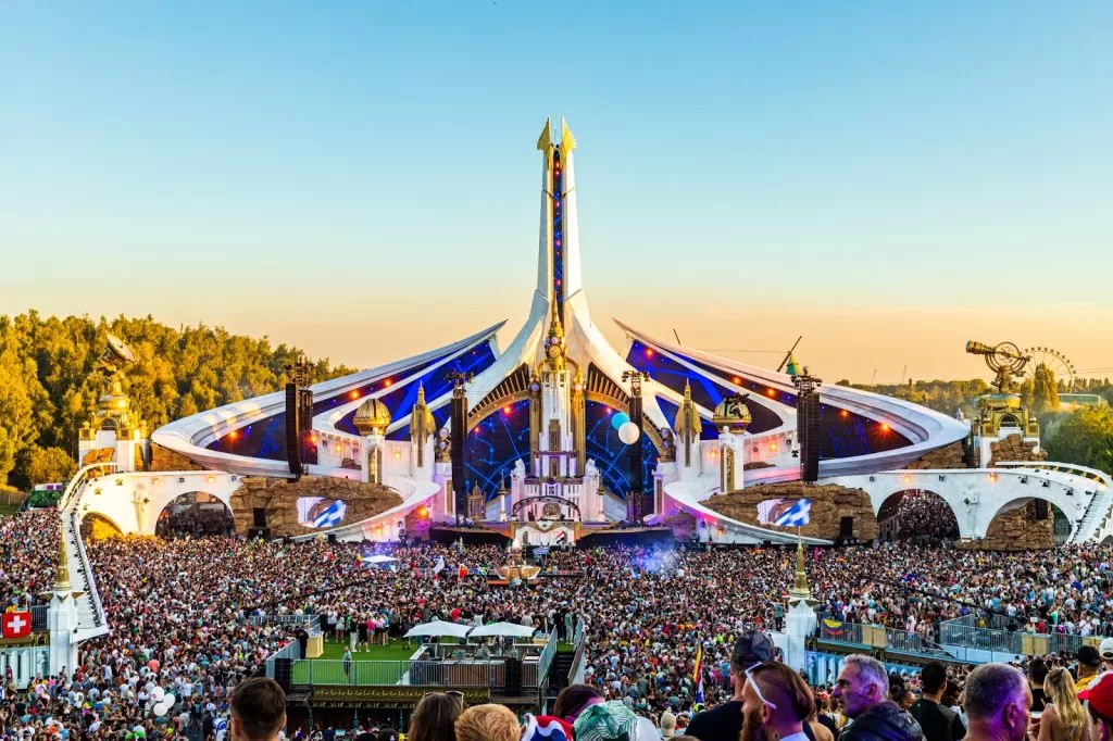 Imagem do festival Tomorrowland; foto ilustra matéria sobre Tomorrowland Brasil anuncia valores e disponibiliza pré-inscrição para ingressos