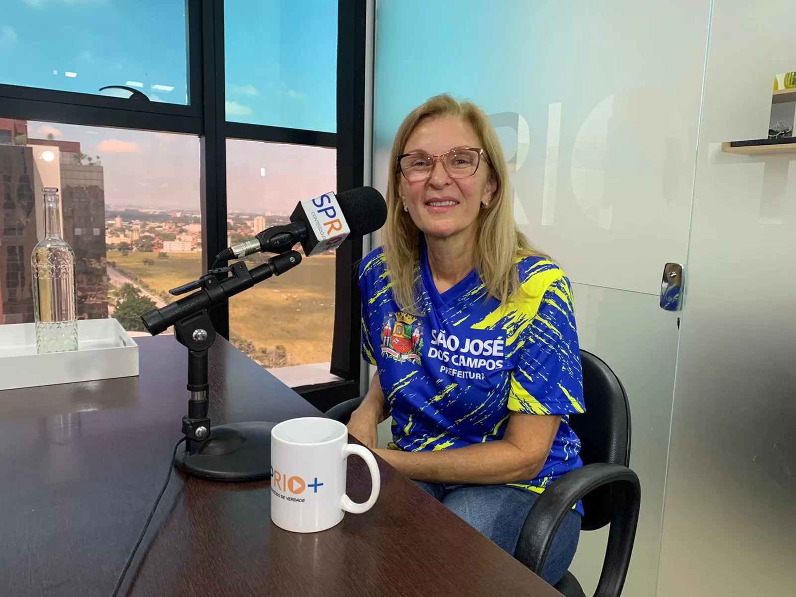 foto da secretária de Esporte e Qualidade de Vida de SJC, Kátia Riêra.