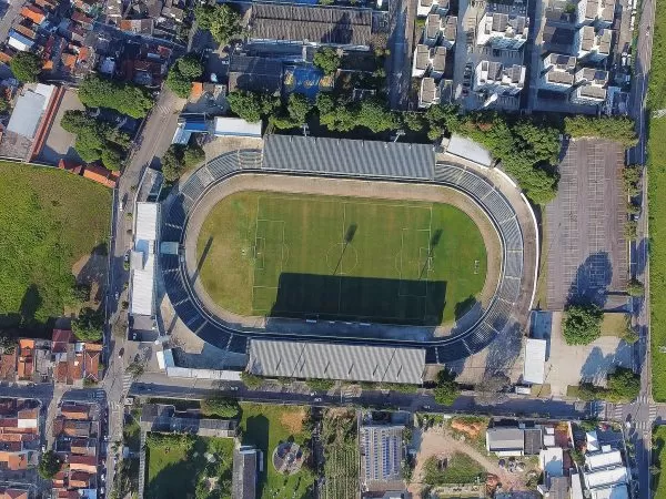 vista aérea do estádio amrtins pereira e região