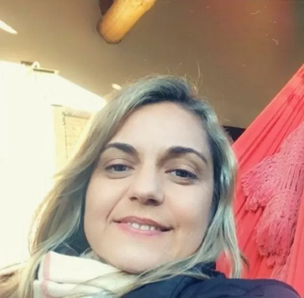 Poliana Sanches Fernandes de Araújo era professora do ensino fundamental III