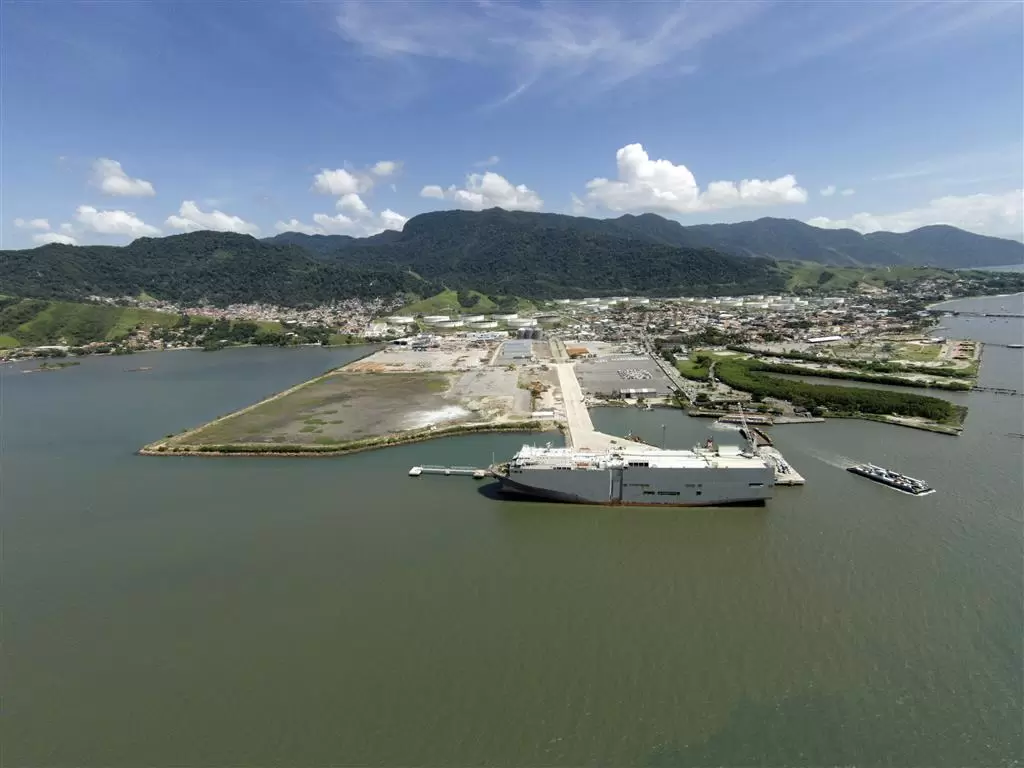 Porto de São Sebastião em visão aérea. Felicio falou sobre o Porto de São Sebastião e sua outorga